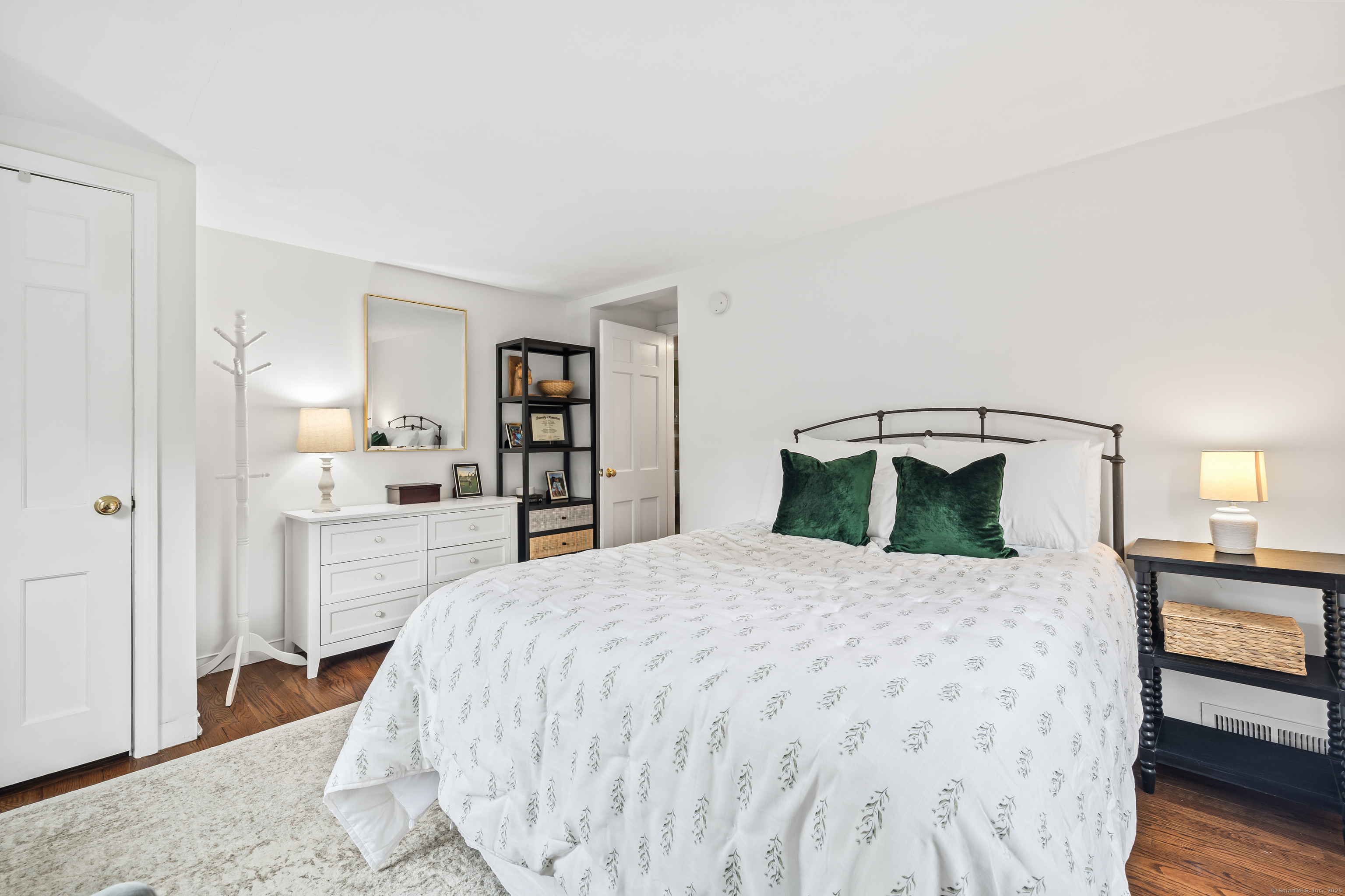 West Hartford, Connecticut 06119, United States, 3 Bedrooms Bedrooms, ,2 BathroomsBathrooms,Residential,Active,168707