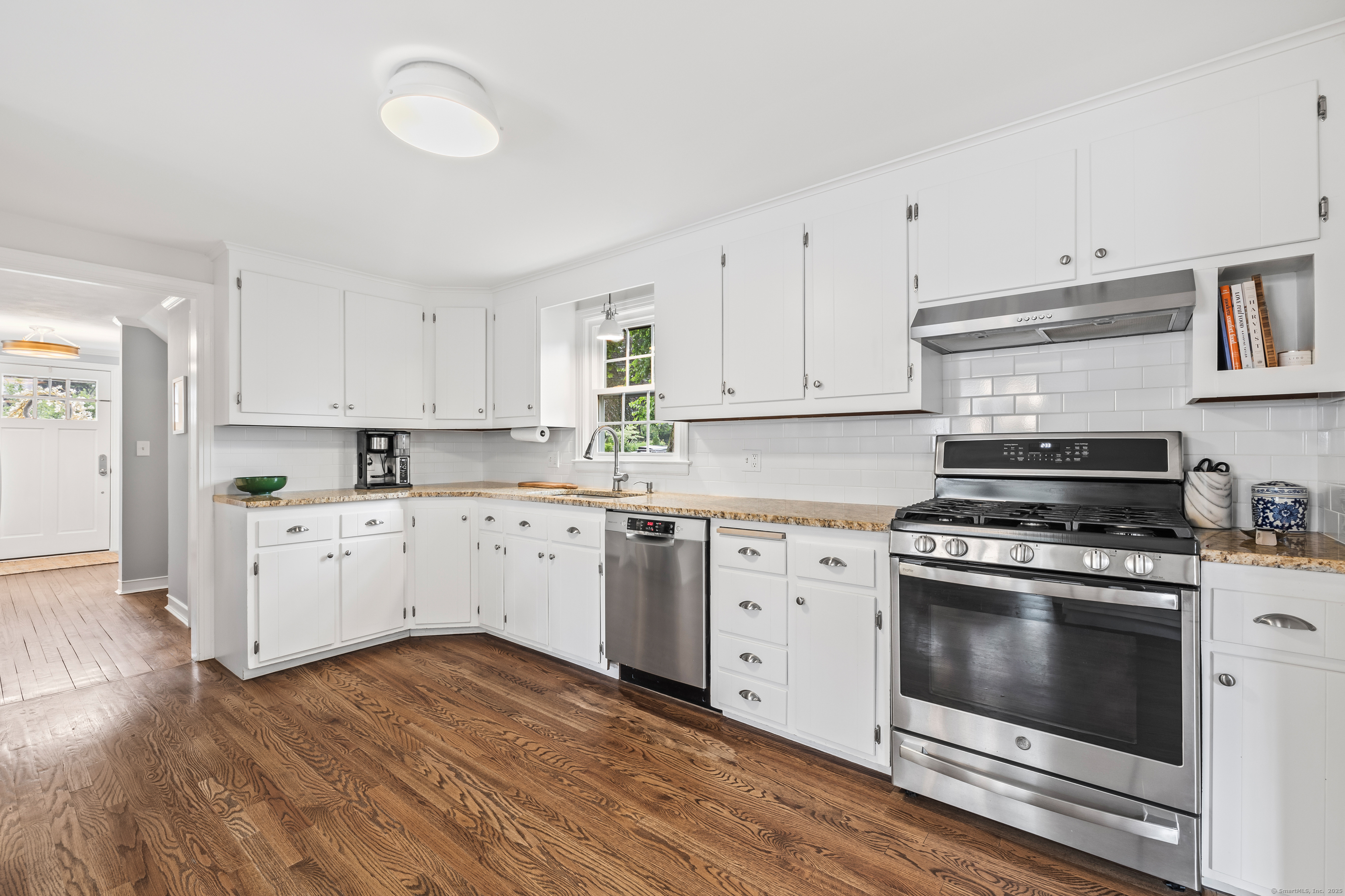 West Hartford, Connecticut 06119, United States, 3 Bedrooms Bedrooms, ,2 BathroomsBathrooms,Residential,Active,168707