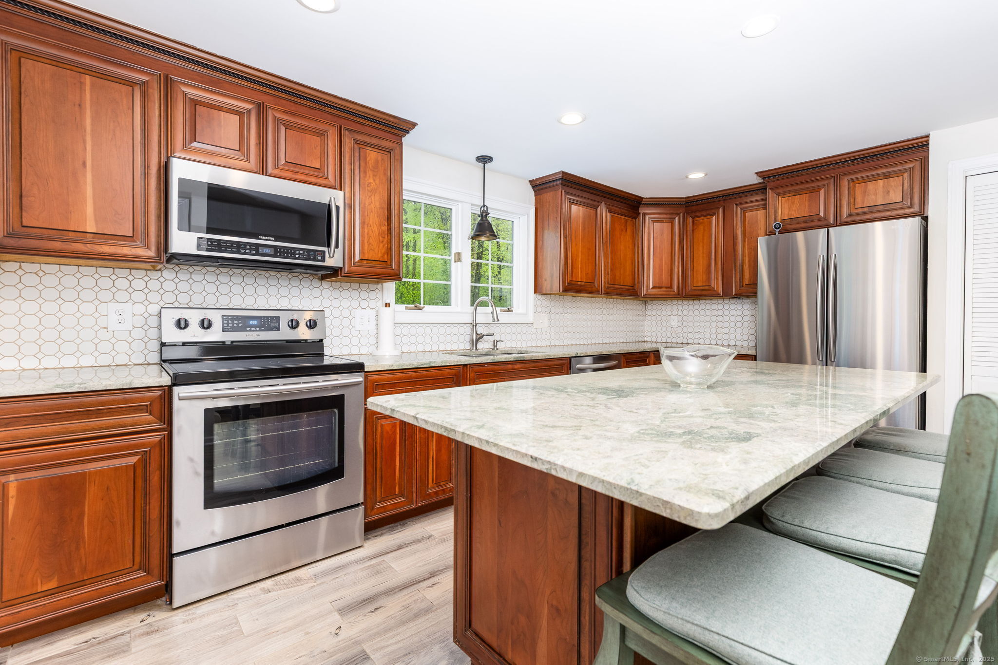 8 King Road, Wallingford, Connecticut image 12