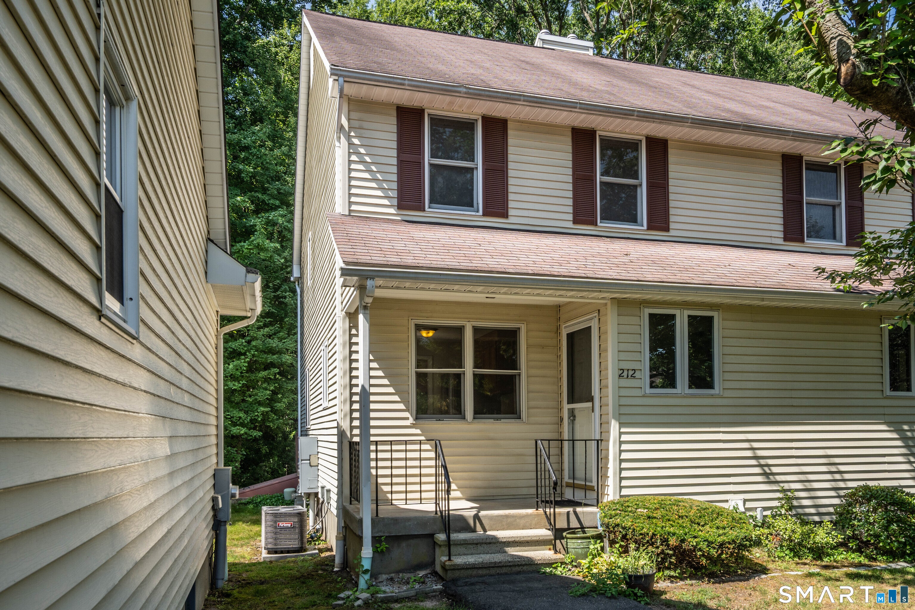 212 Oldefield Farms Road 212