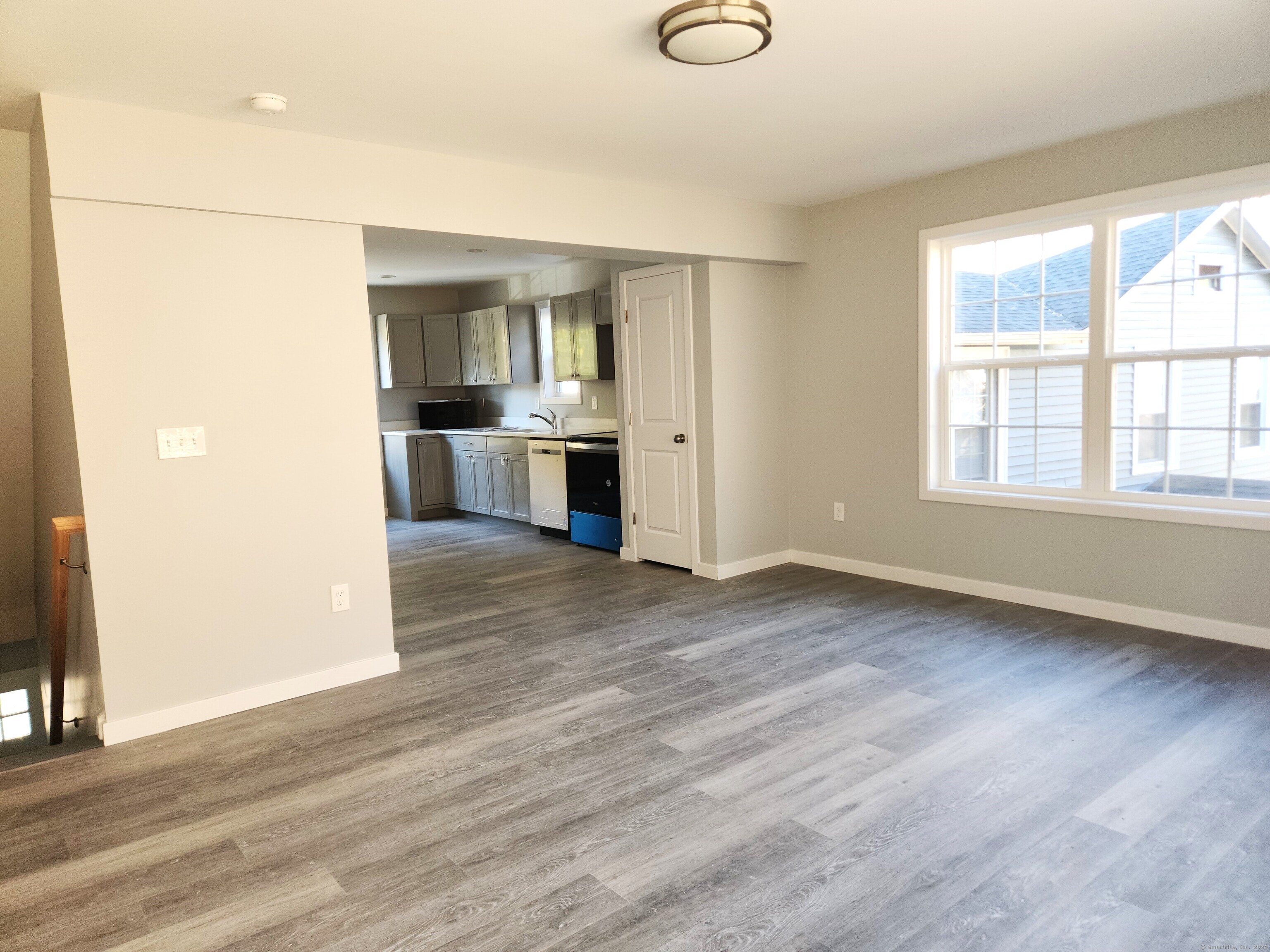 42 Nashville Road 5