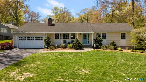 Photo of 28 Oriole Drive, Norwalk, CT 06851 (MLS # 24171077)