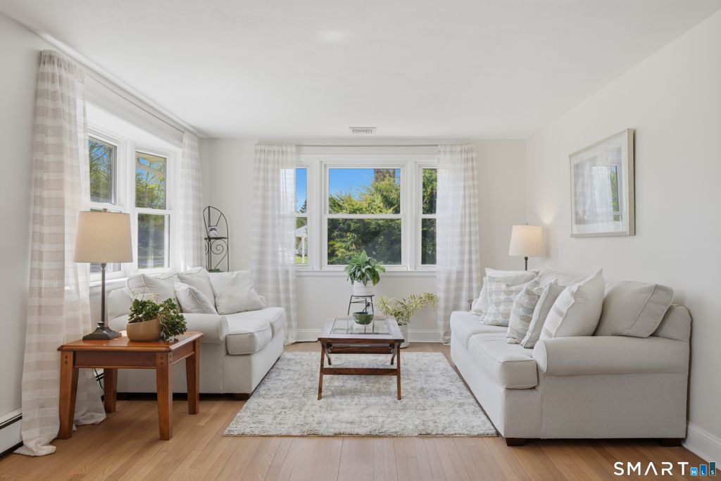 Photo of 71 Maple Avenue, Old Saybrook, CT 06475 (MLS # 24170611)