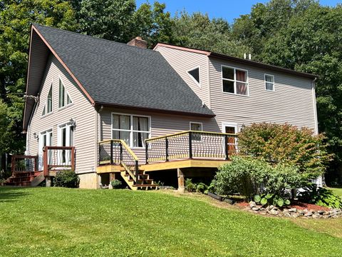 A home in Thomaston