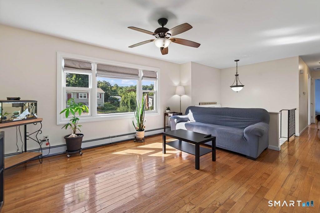 6 Ridge Road