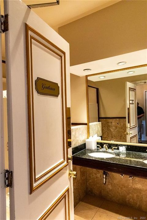 Tiny photo for 271 Federal Road, Brookfield, CT 06804 (MLS # 170427075)