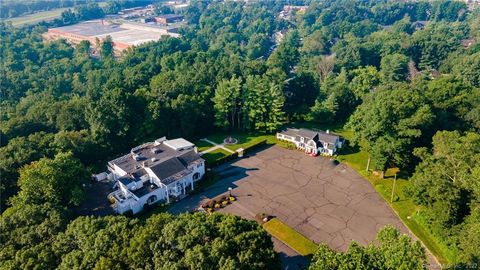 271 Federal Road Brookfield CT 06804