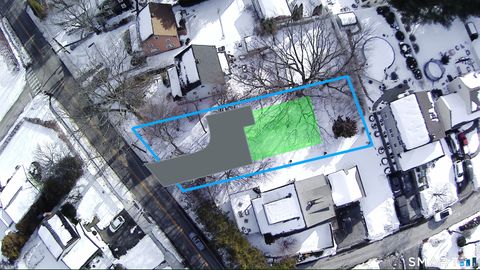 Photo of 144 Toms Road, Stamford, CT 06906 (MLS # 24153440)