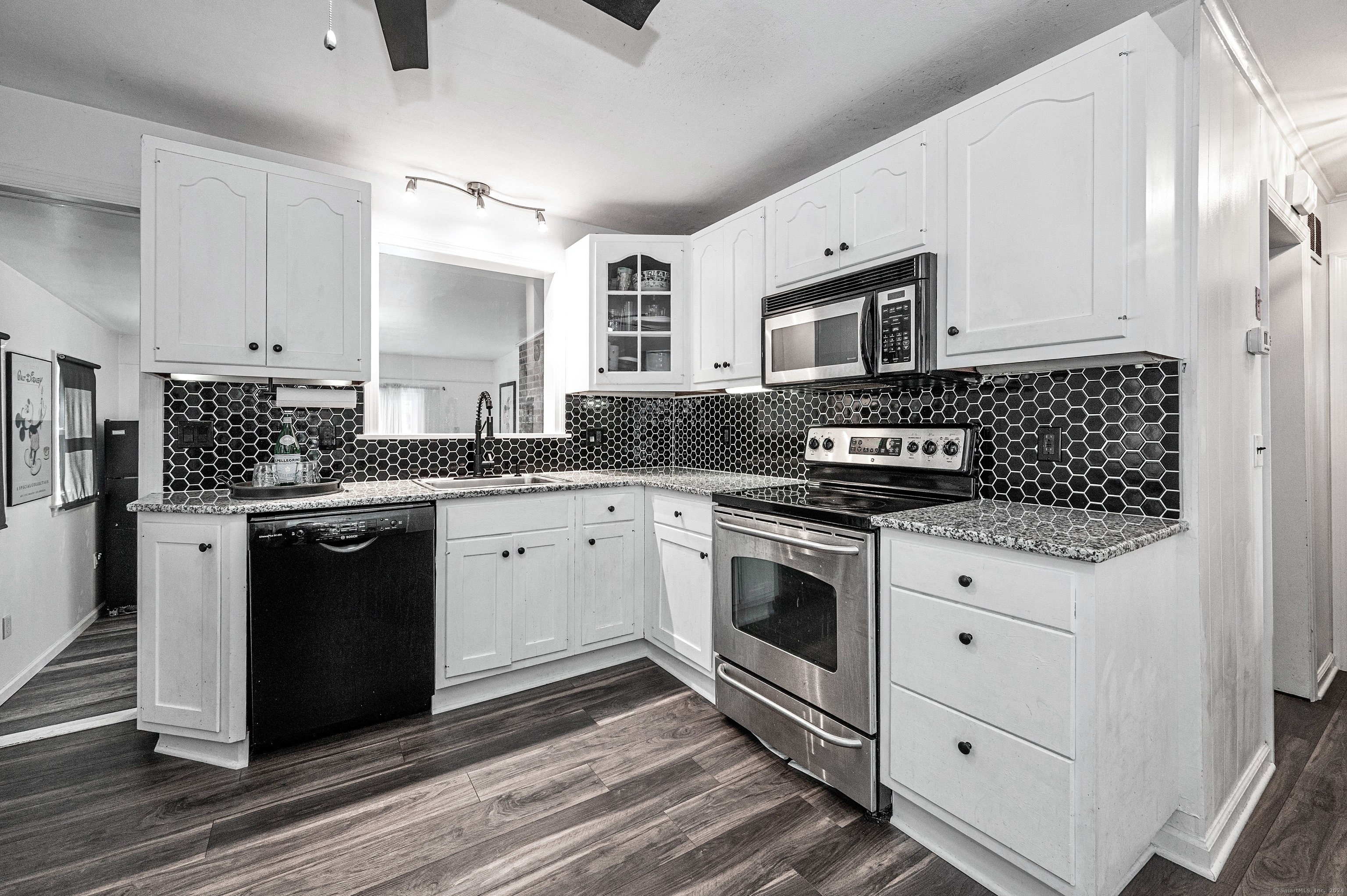 65 Rena Place, Fairfield, Connecticut image 10