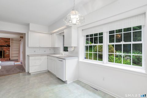 Tiny photo for 29 Hungry Hill Circle, Guilford, CT 06437 (MLS # 24173324)