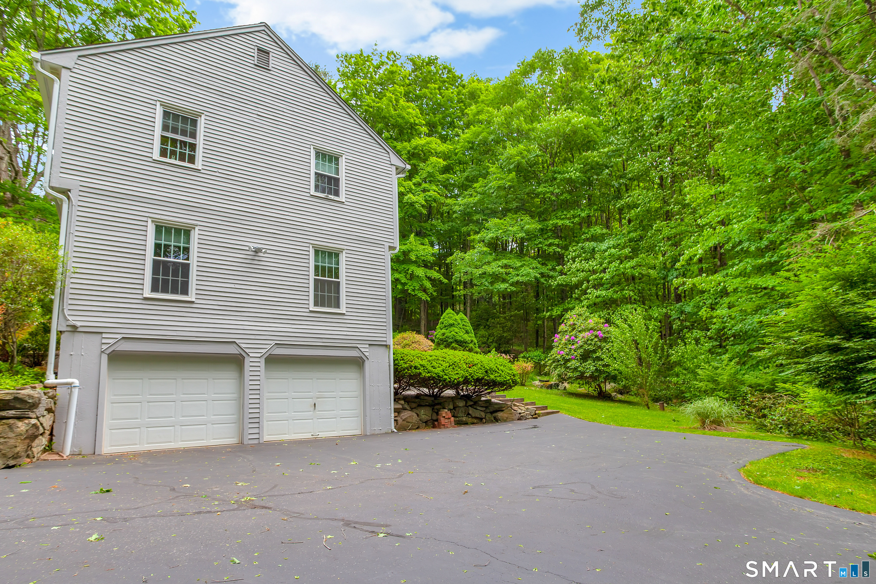 29 Hungry Hill Circle