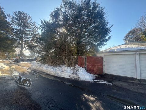 Tiny photo for 253 Kneeland Road, New Haven, CT 06512 (MLS # 24157646)