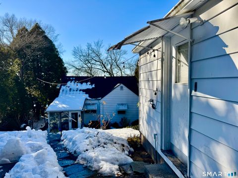 Tiny photo for 253 Kneeland Road, New Haven, CT 06512 (MLS # 24157646)