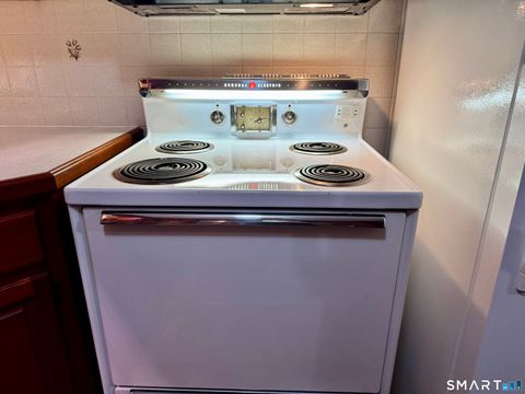 Tiny photo for 253 Kneeland Road, New Haven, CT 06512 (MLS # 24157646)