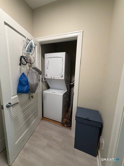Tiny photo for 38 Hope Street #1108, East Lyme, CT 06357 (MLS # 24207003)