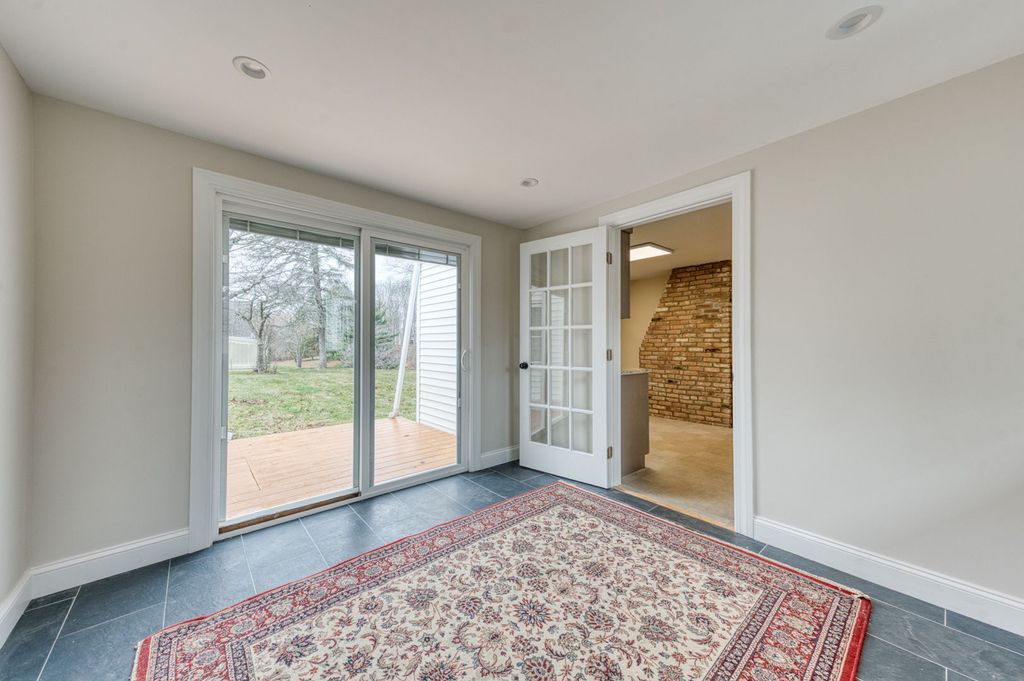 Photo of 282 Mountain Road, Glastonbury, CT 06033 (MLS # 24139491)