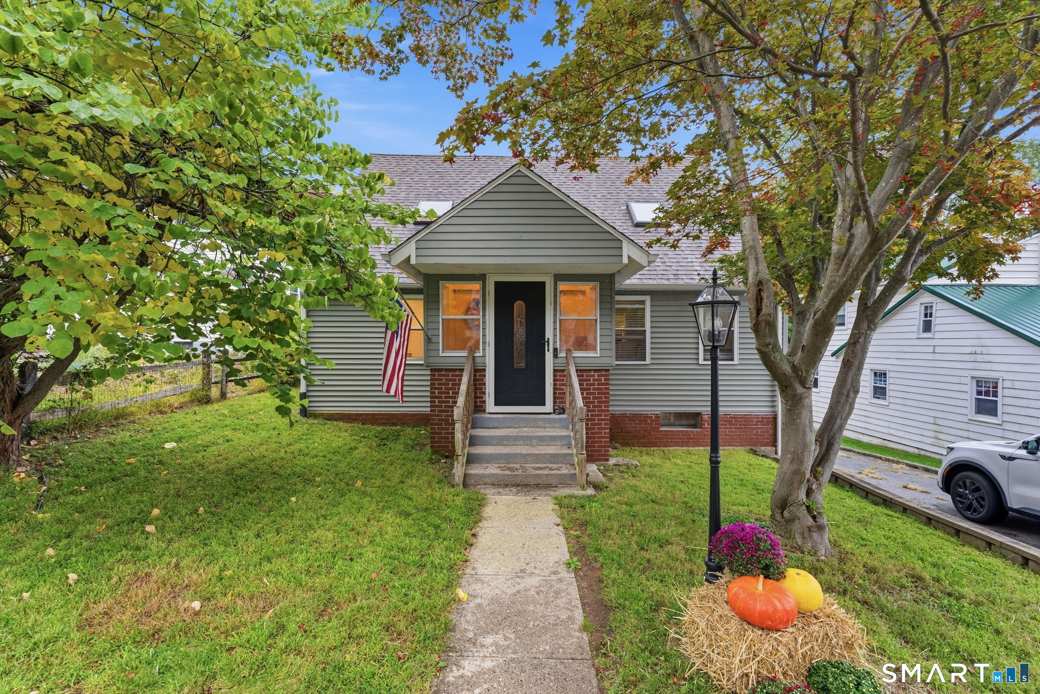 18 Lakewood Road