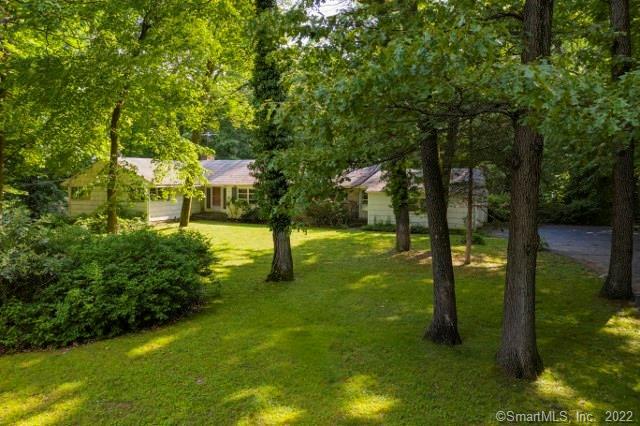 Photo 1 of 11 Shady Acres Road, Darien, Connecticut, $850,000, Web #: 170142827