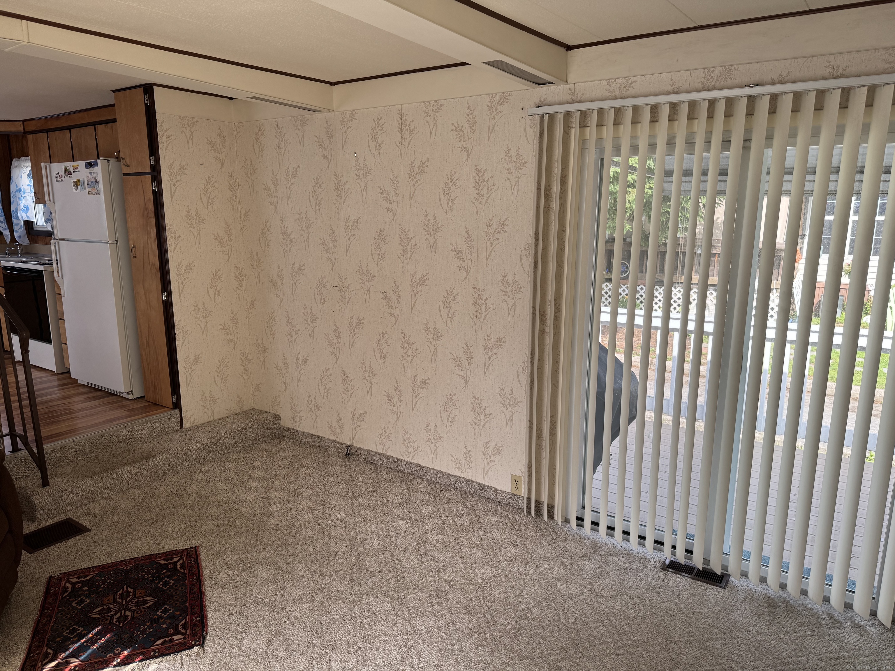 Shelton, Connecticut 06484, United States, 2 Bedrooms Bedrooms, ,1 BathroomBathrooms,Residential,Pending,160279