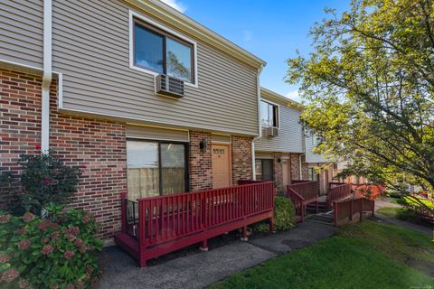 Photo of 80 Lawn Avenue #APT 20, Stamford, CT 06902 (MLS # 24133284)