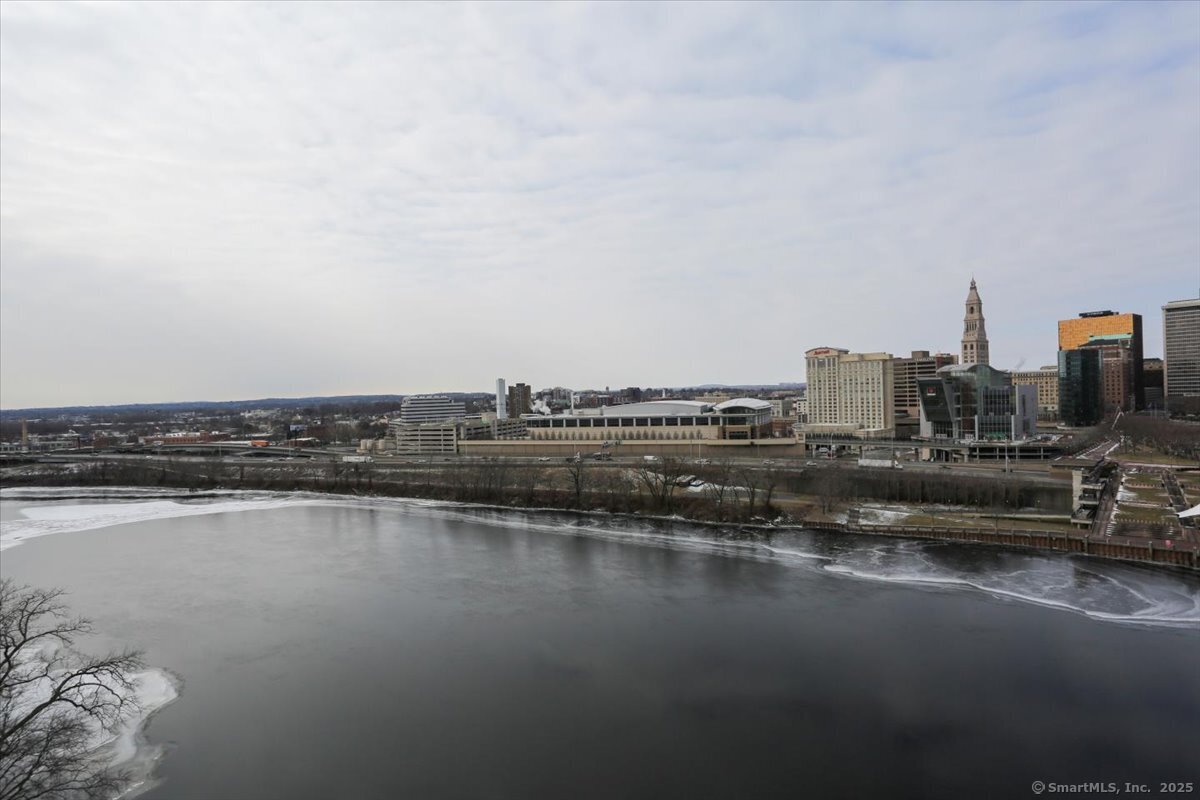 235 E River Drive #APT 205, East Hartford, Connecticut image 34