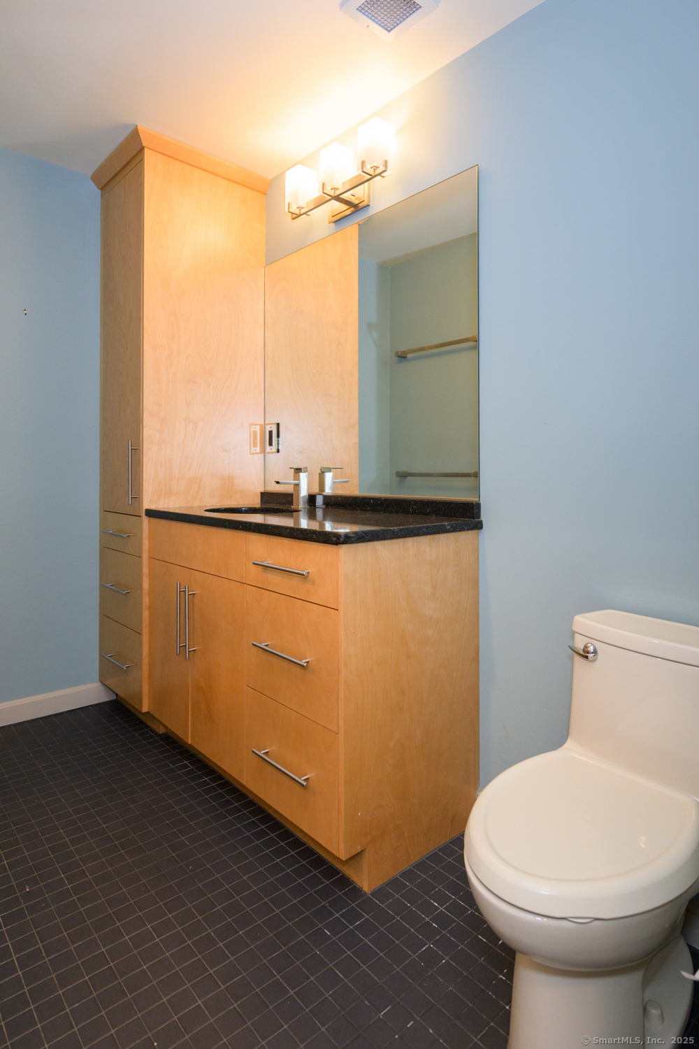235 E River Drive #APT 205, East Hartford, Connecticut image 25