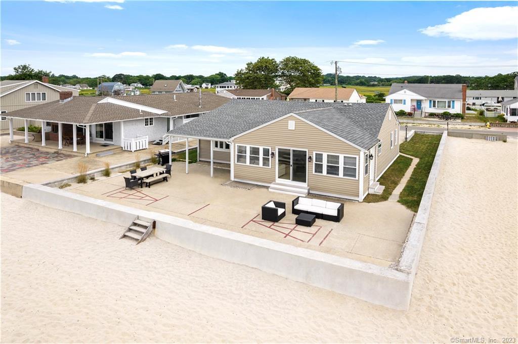 8 Belaire Manor