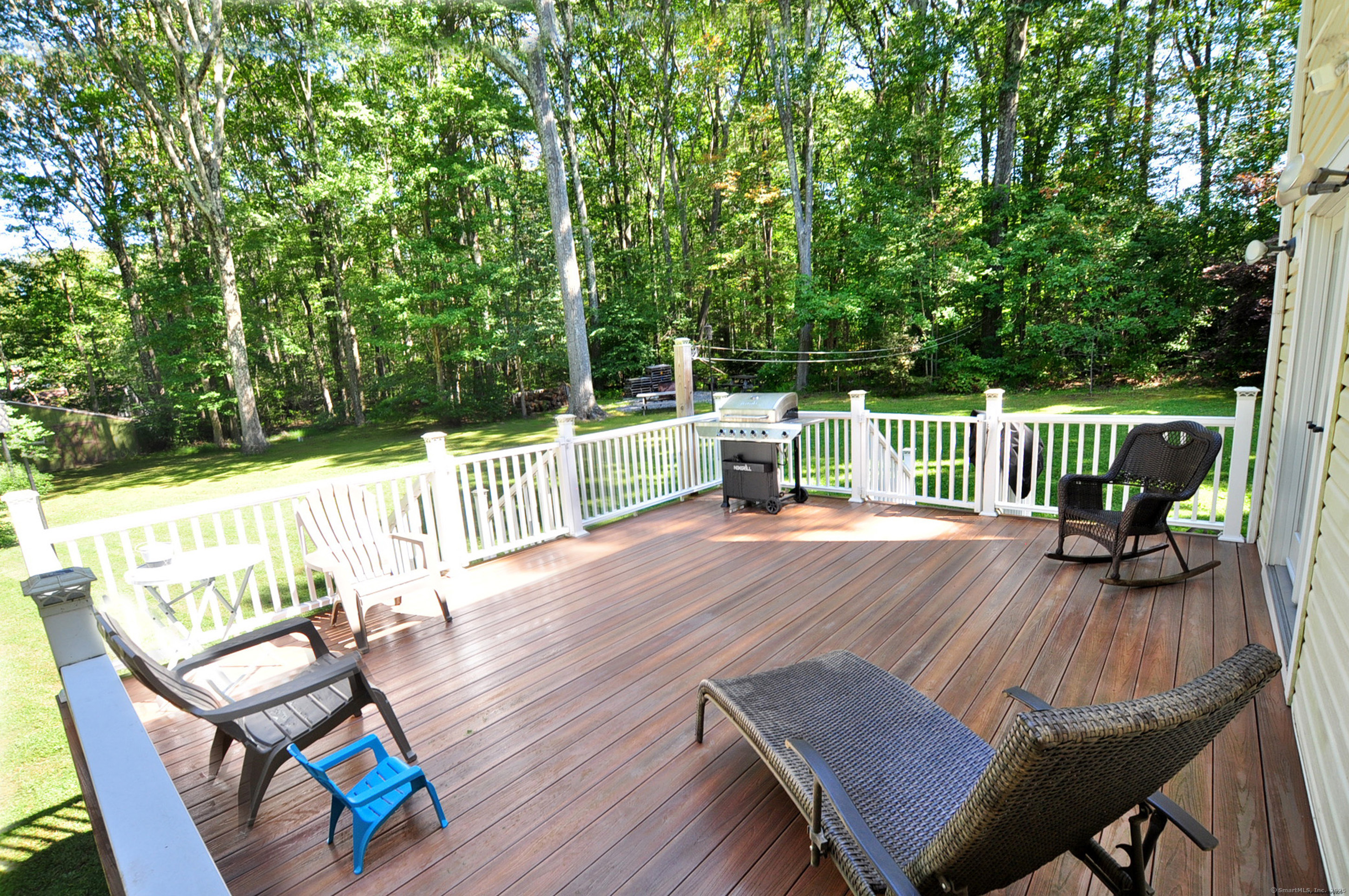 New Hartford, Connecticut 06057, United States, 4 Bedrooms Bedrooms, ,2 BathroomsBathrooms,Residential,Pending,205248