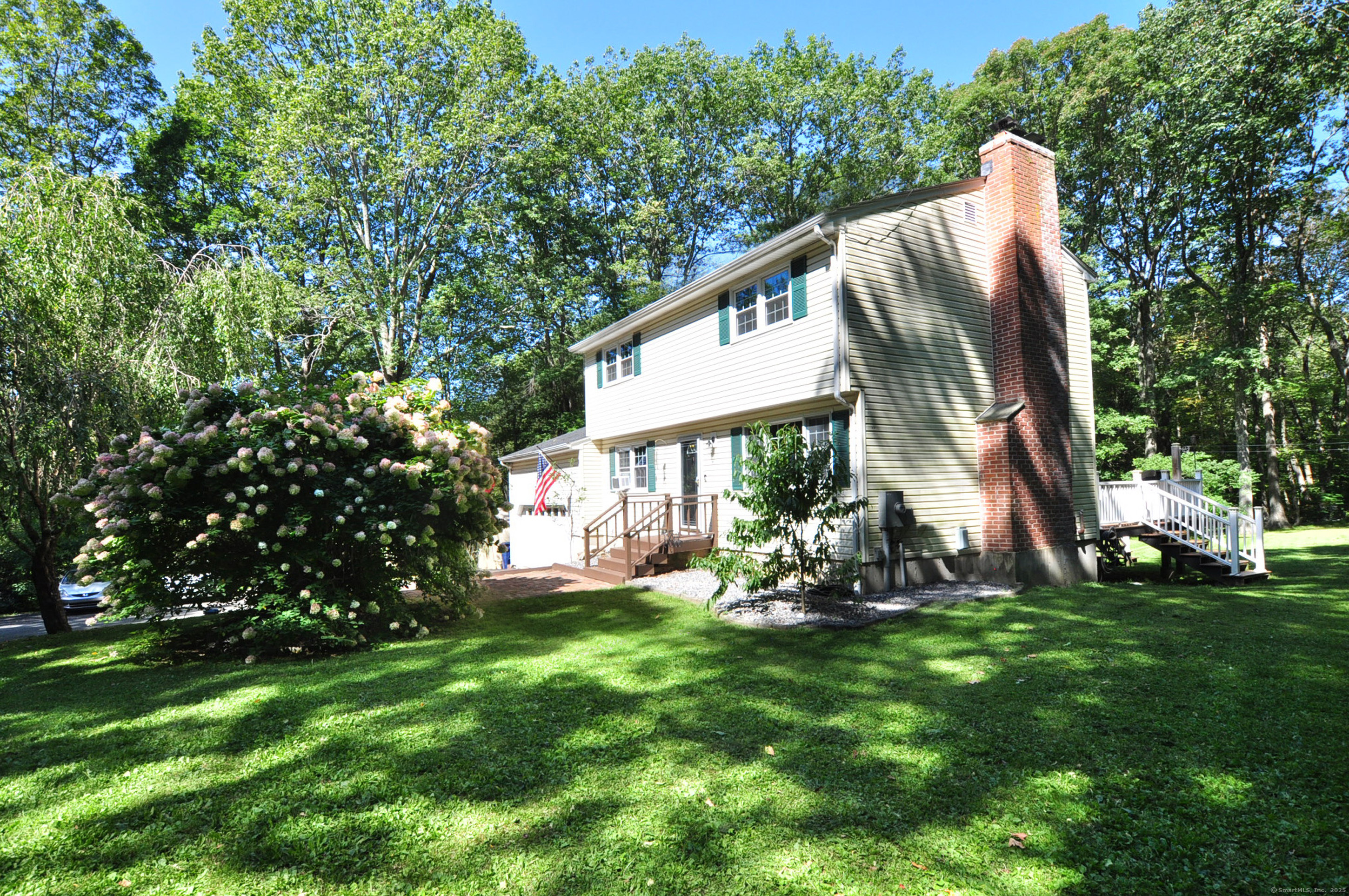 New Hartford, Connecticut 06057, United States, 4 Bedrooms Bedrooms, ,2 BathroomsBathrooms,Residential,Pending,205248