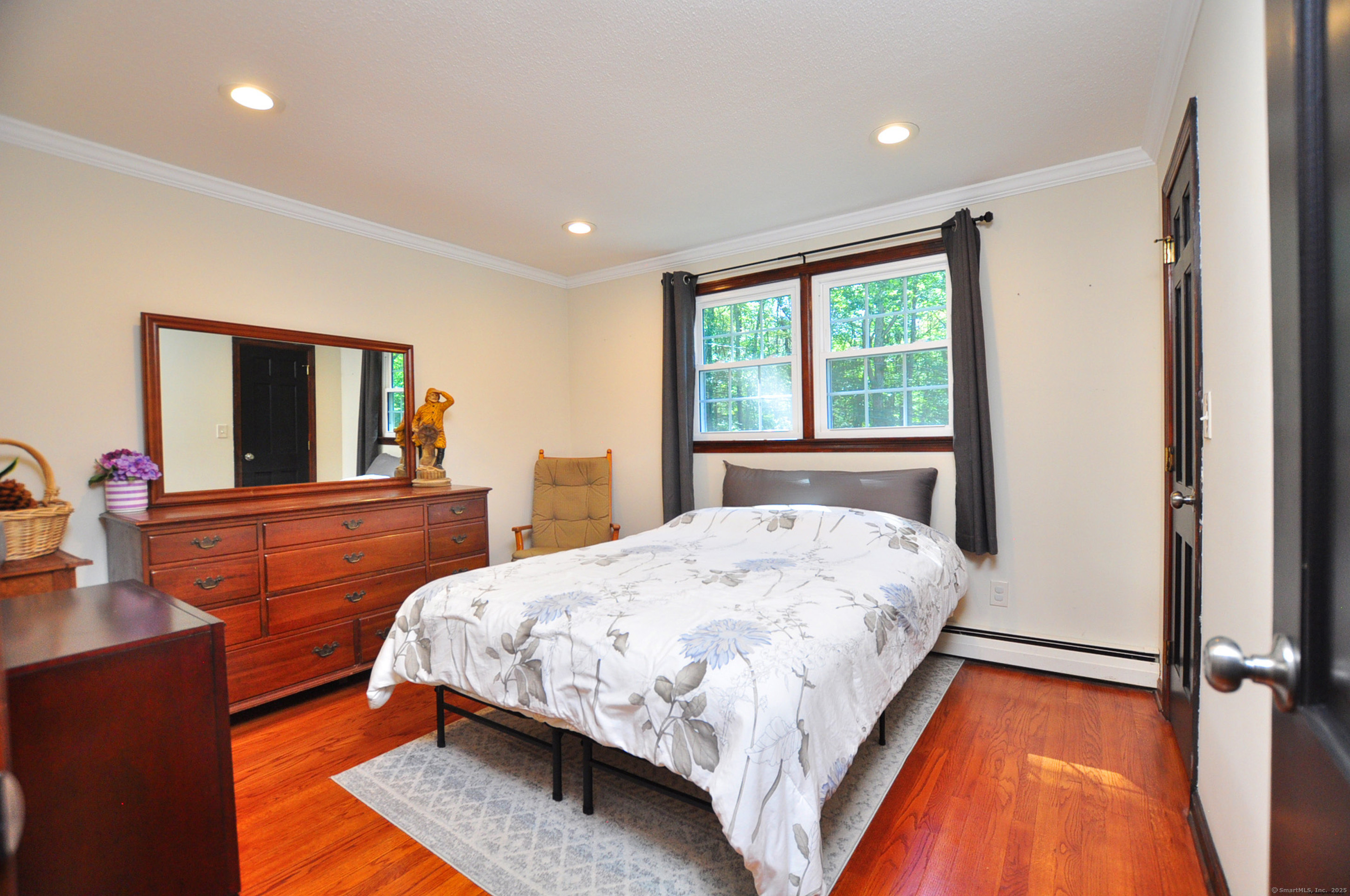 New Hartford, Connecticut 06057, United States, 4 Bedrooms Bedrooms, ,2 BathroomsBathrooms,Residential,Pending,205248