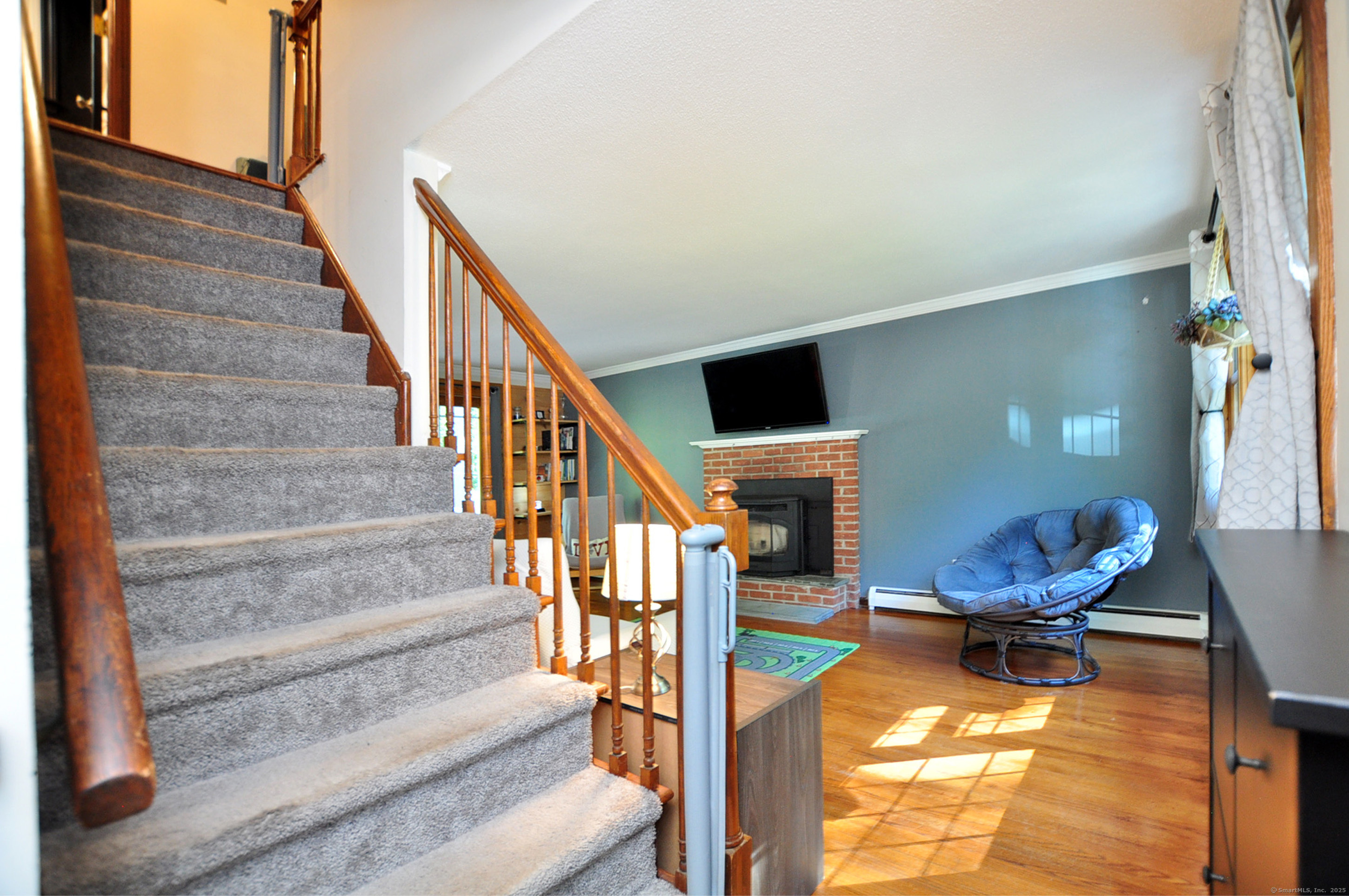 New Hartford, Connecticut 06057, United States, 4 Bedrooms Bedrooms, ,2 BathroomsBathrooms,Residential,Pending,205248