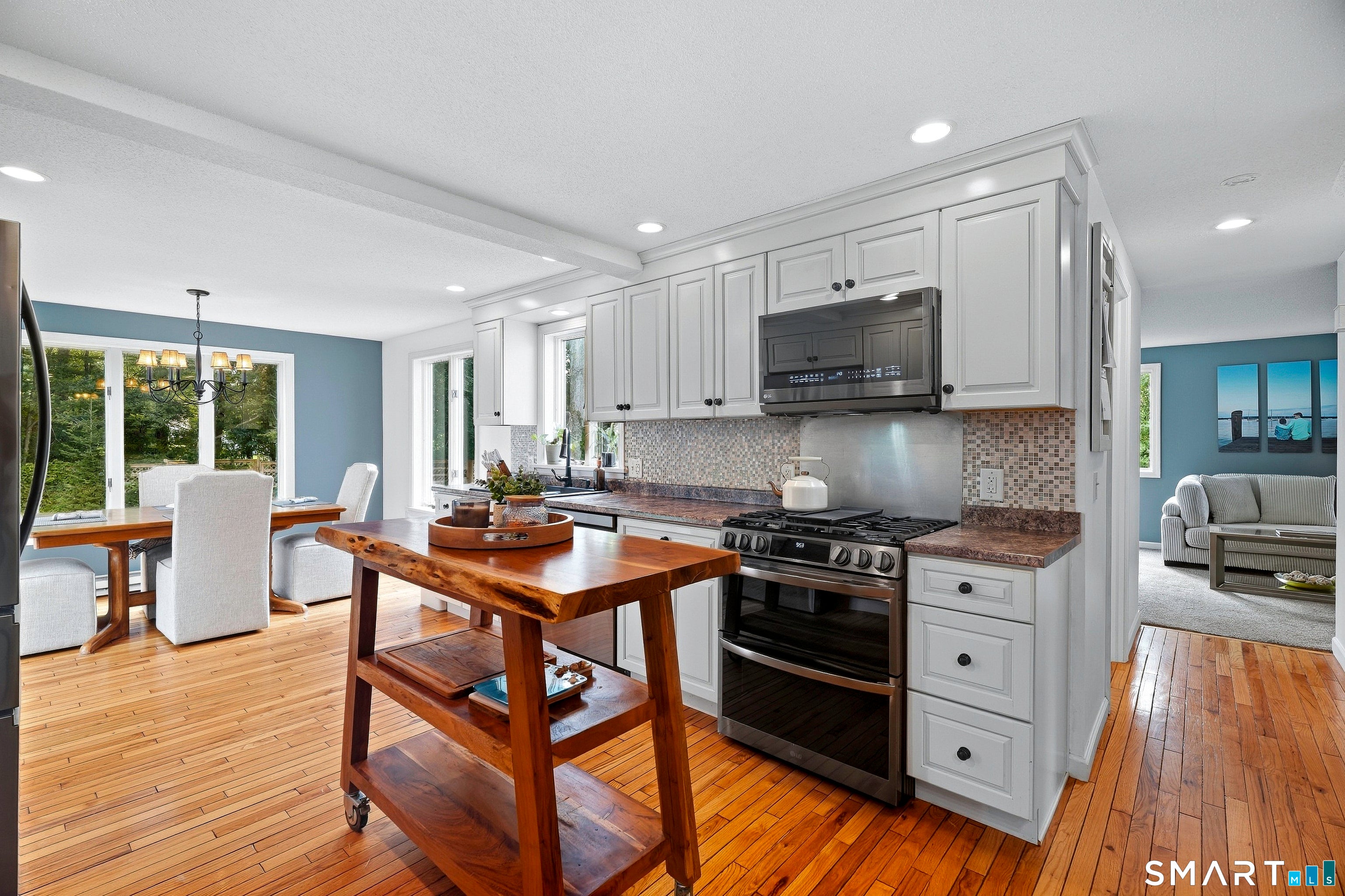 2 Dogwood Drive