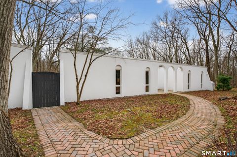 Photo of 230 Six Rod Highway, Hamden, CT 06518 (MLS # 24160635)