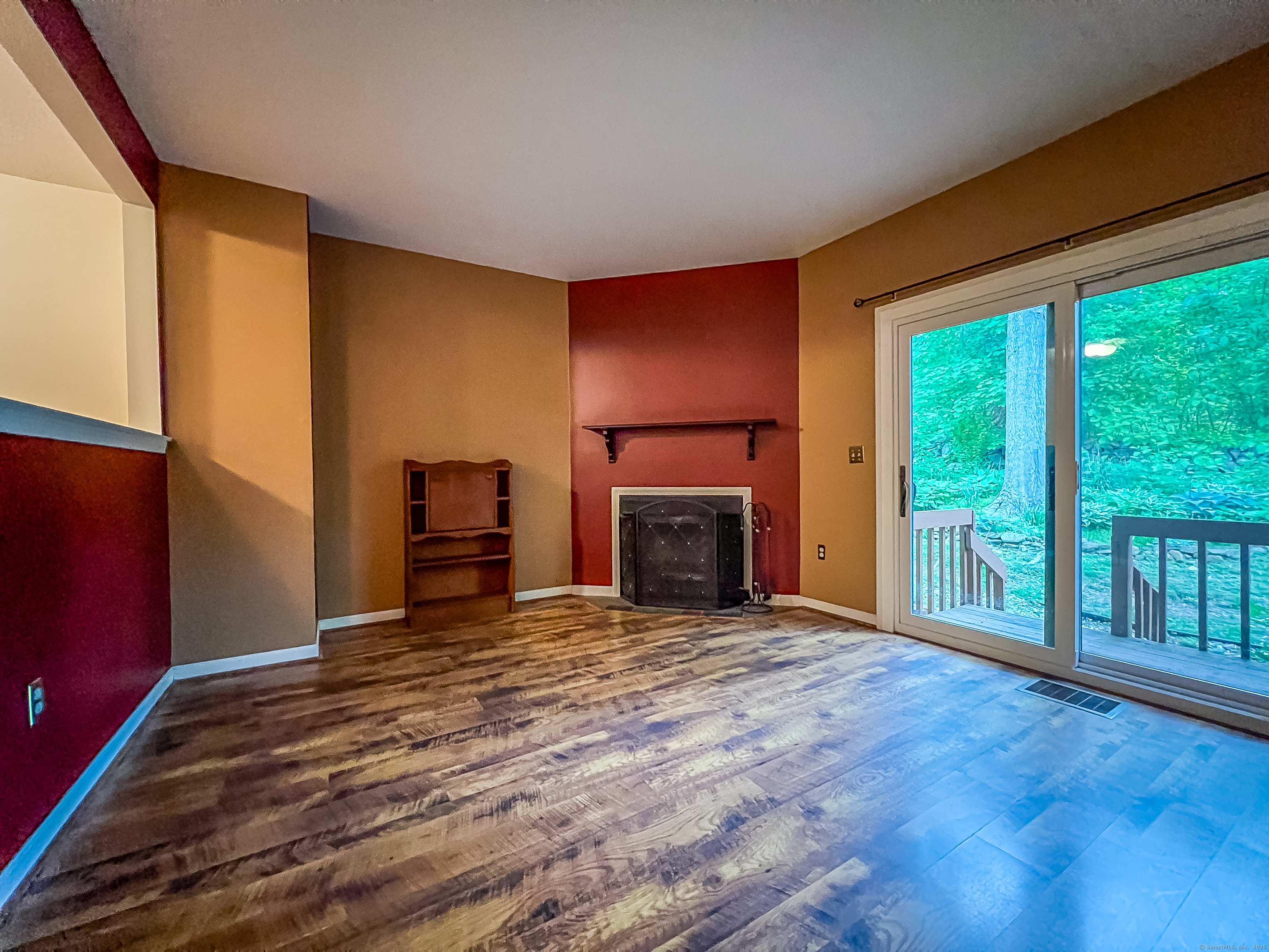 1516 E Main Street #APT 18, Meriden, Connecticut image 5