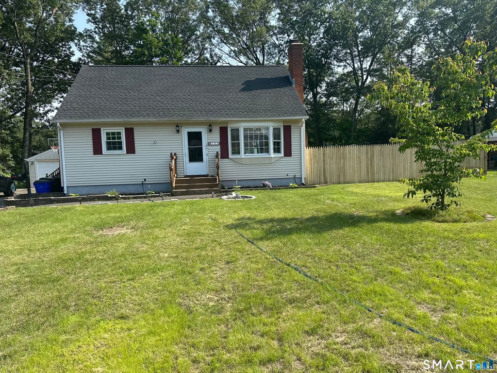 Photo of 309 S Elm Street, Windsor Locks, CT 06096 (MLS # 24168062)