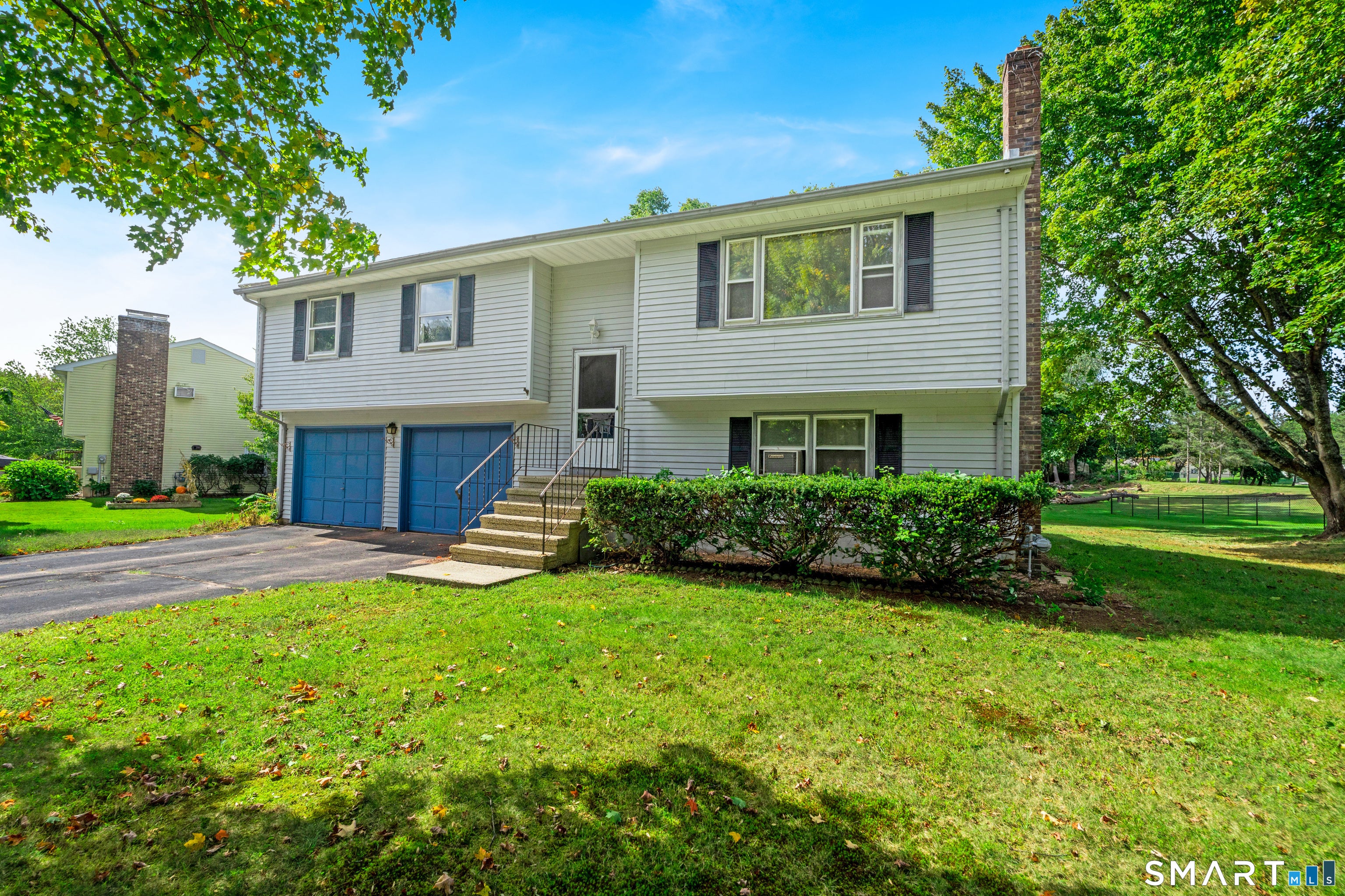 25 Benjamin Way