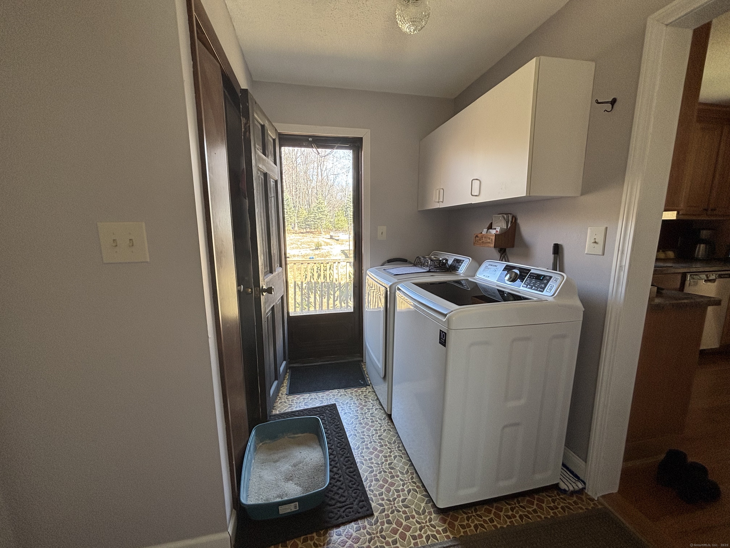 2520 Mountain Road, Torrington, Connecticut image 8