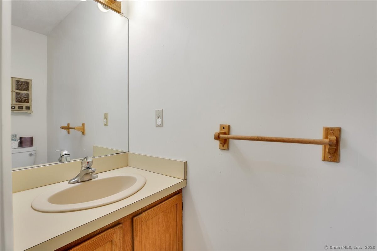 745 Merrow Road #APT 159, Coventry, Connecticut image 11