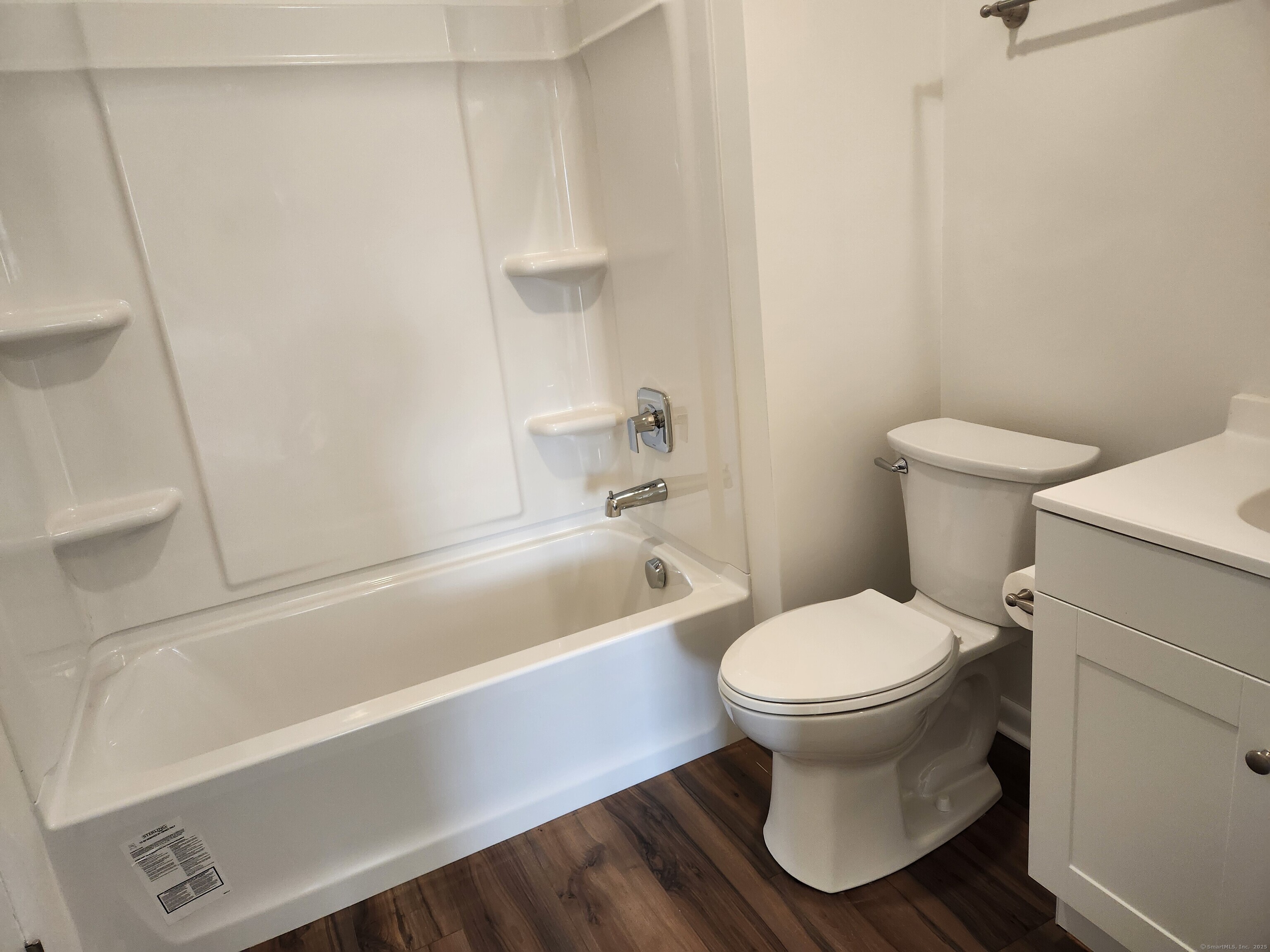 8 Scuppo Road #APT 5, Danbury, Connecticut image 11