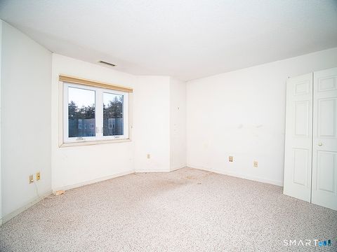 Tiny photo for 1414 Whitney Avenue #APT E3, Hamden, CT 06517 (MLS # 24157341)