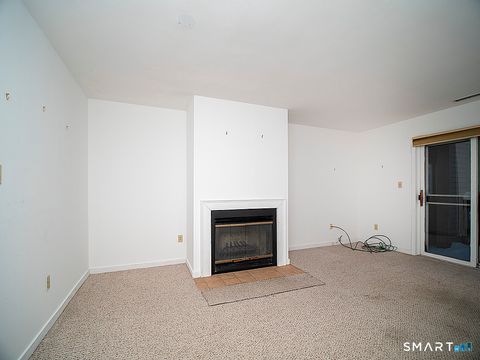 Tiny photo for 1414 Whitney Avenue #APT E3, Hamden, CT 06517 (MLS # 24157341)