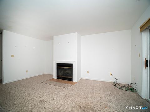 Tiny photo for 1414 Whitney Avenue #APT E3, Hamden, CT 06517 (MLS # 24157341)