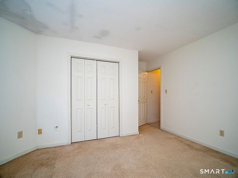 Tiny photo for 1414 Whitney Avenue #APT E3, Hamden, CT 06517 (MLS # 24157341)