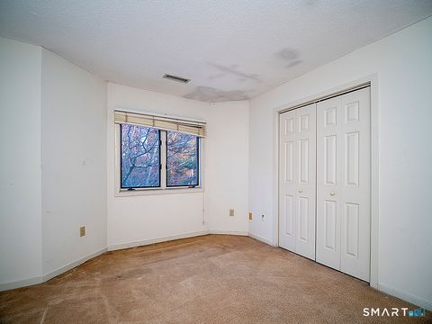 Tiny photo for 1414 Whitney Avenue #APT E3, Hamden, CT 06517 (MLS # 24157341)