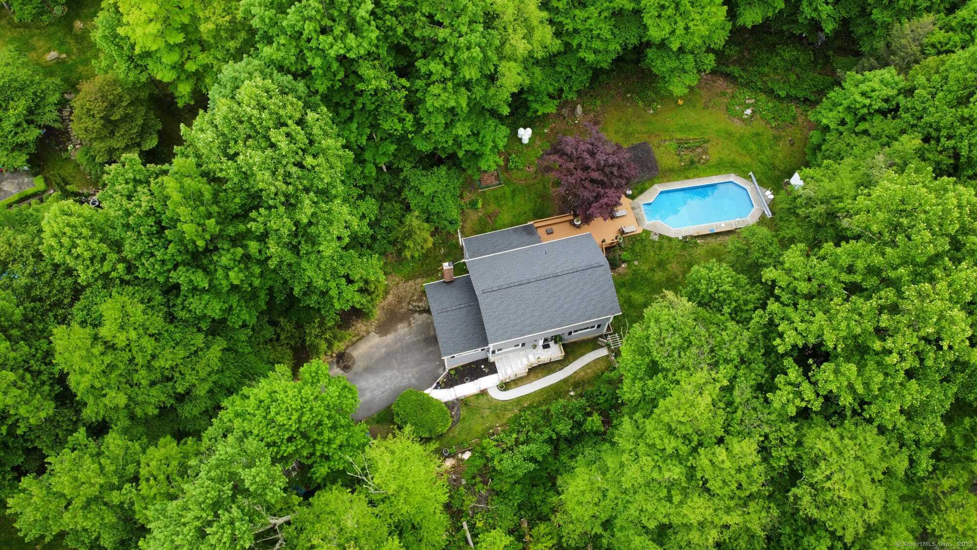 8 Glenview Drive