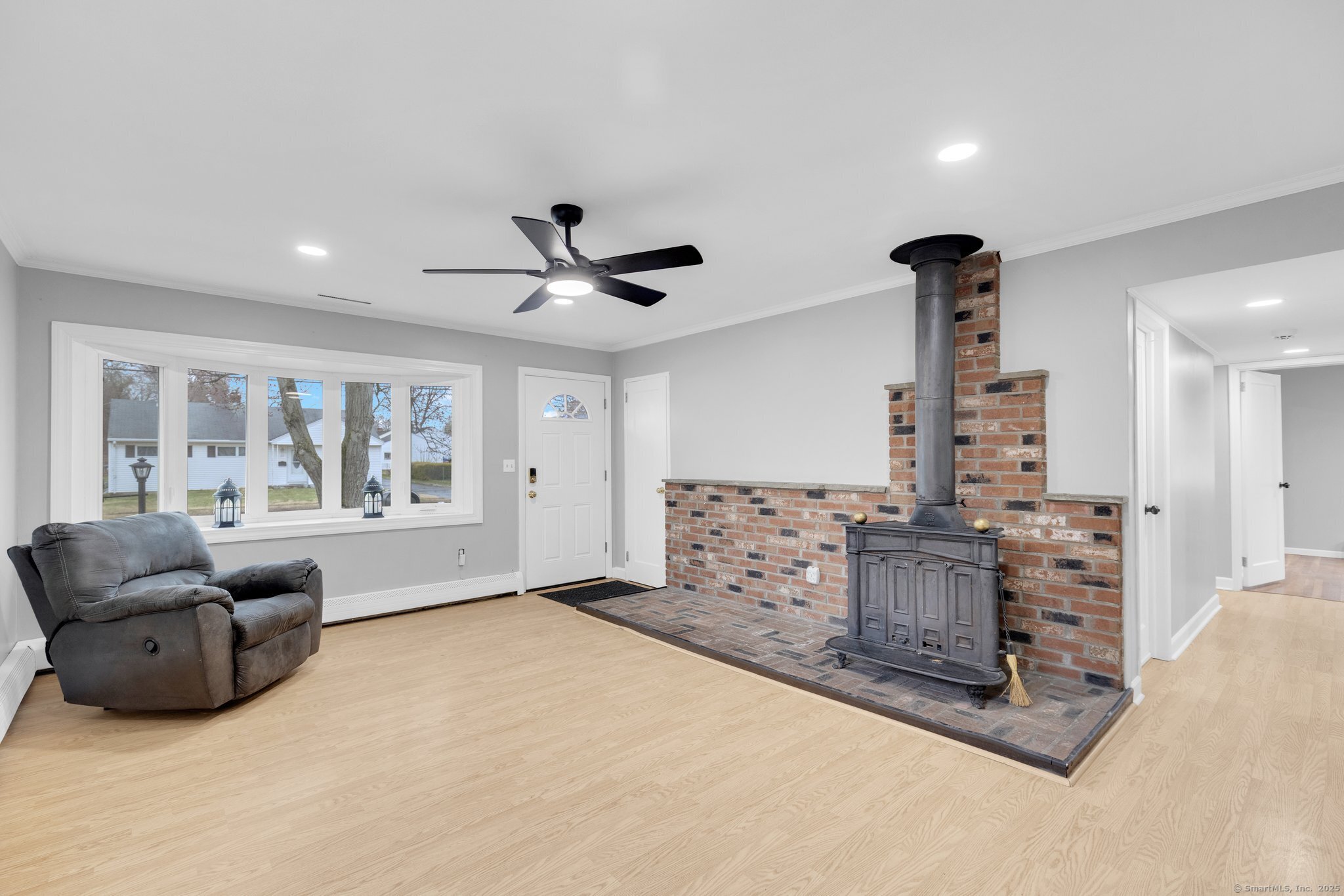 21 Mitchell Drive, East Hartford, Connecticut image 8
