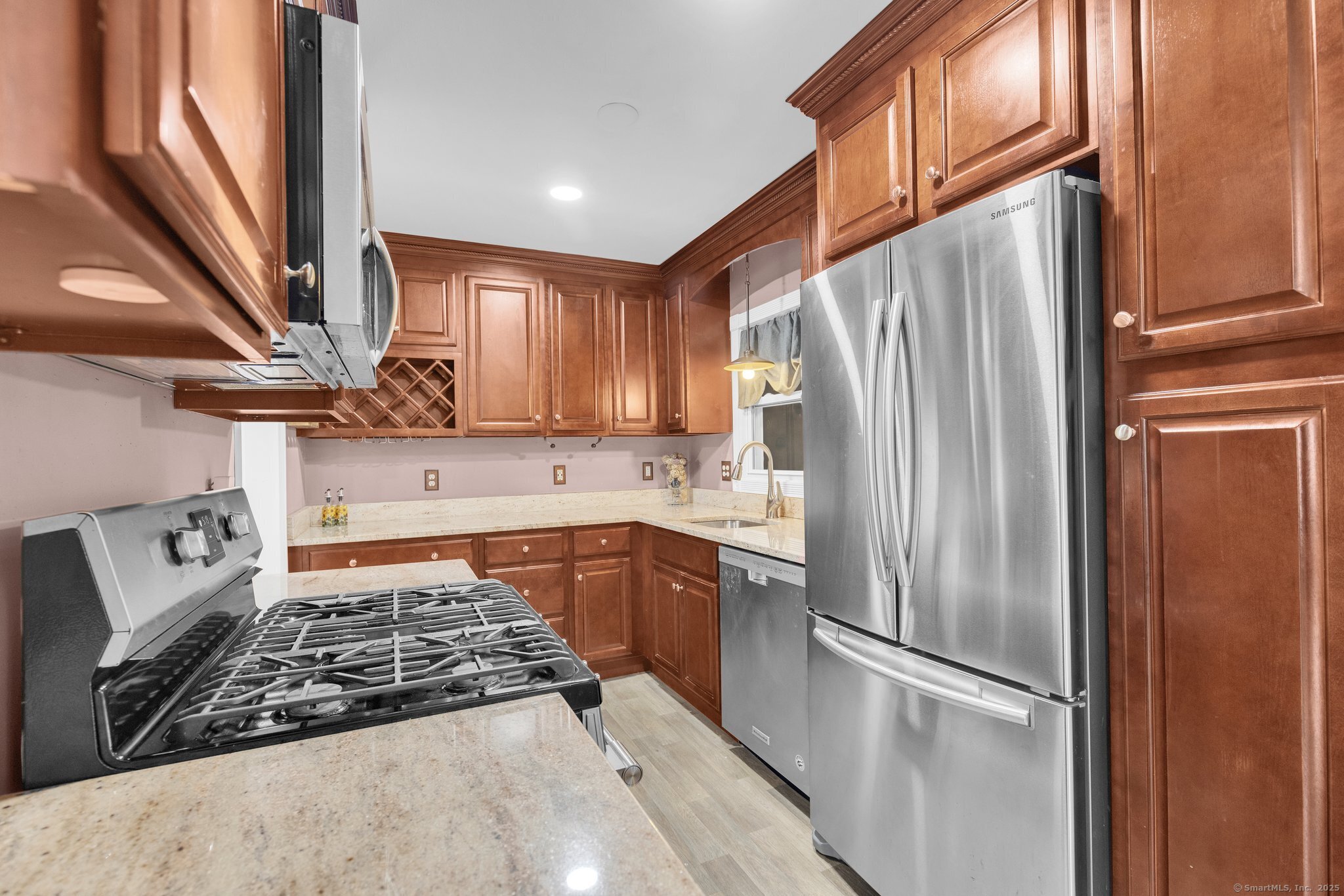 21 Mitchell Drive, East Hartford, Connecticut image 11