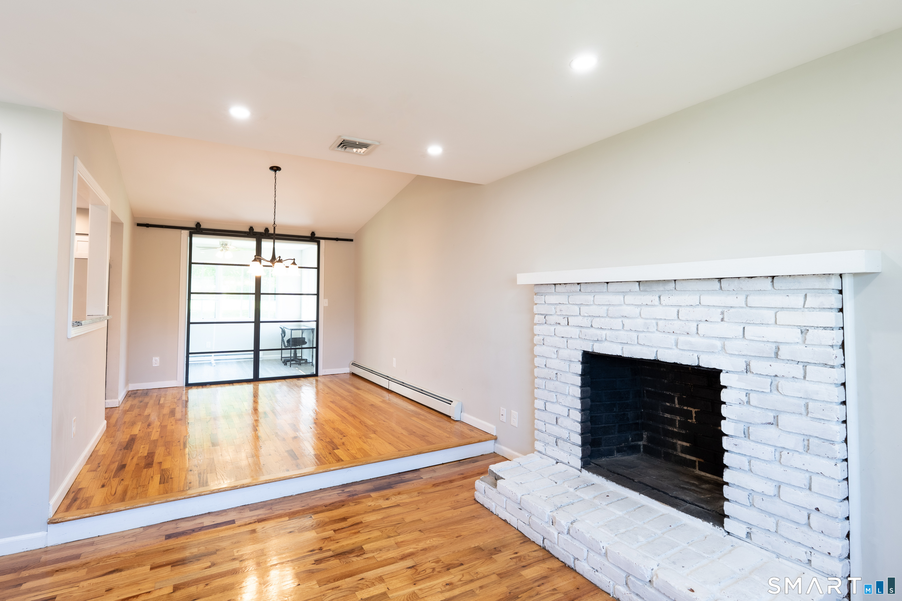 2 Carriage Drive