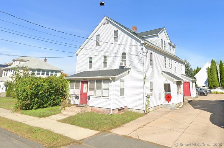 Park Avenue 3, Enfield, Connecticut - 2 Bedrooms  
1 Bathrooms  
5 Rooms - 