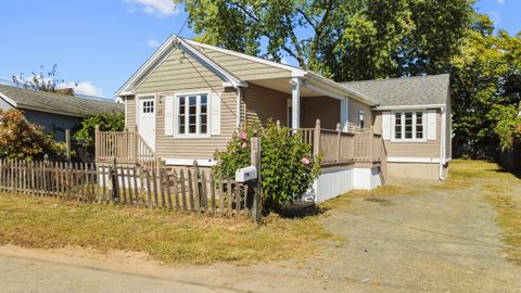 15 Marshall Street, Wallingford, CT 06492 - #: 24132050